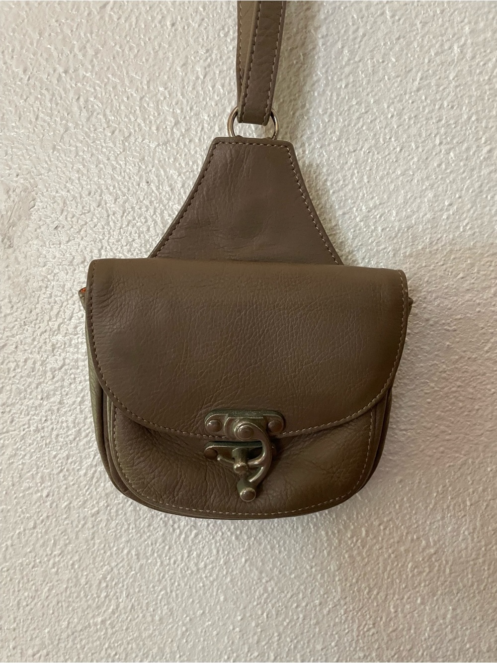 Sundance Mini Sling Crossbody Bag Wandering Way Leather Concerts Festivals 6”x6”